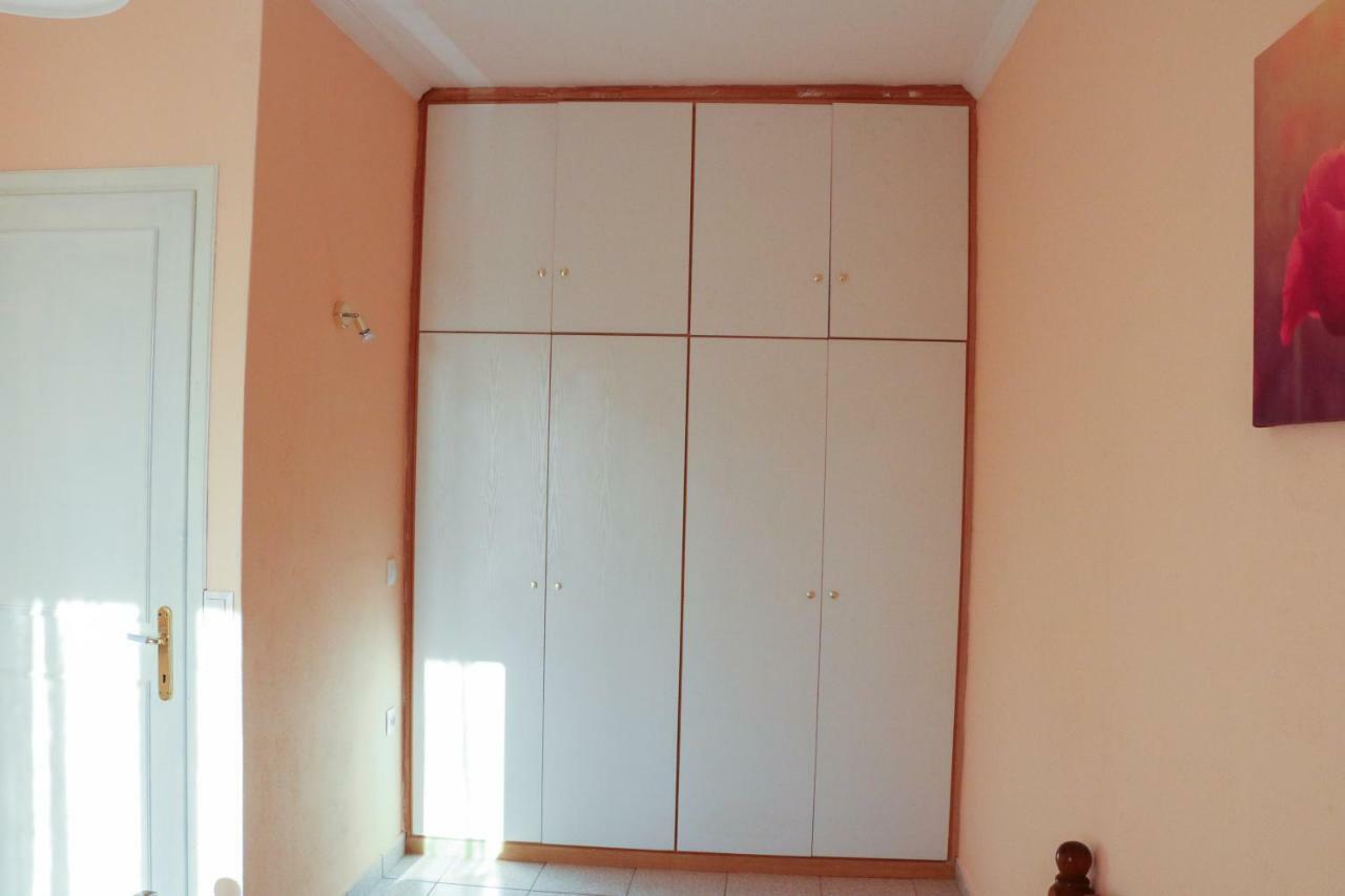 פלקאס Nikolas View House מראה חיצוני תמונה